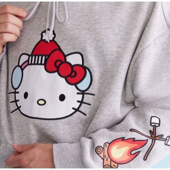 AEROPOSTALE HELLO KITTY CAMPING FRIENDS CREW SWEATSHIRT SIZE XL HOODIE GRAY COZY - Picture 2 of 15